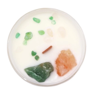 Čakrová sviečka s prírodnými kameňmi - Srdcová čakra